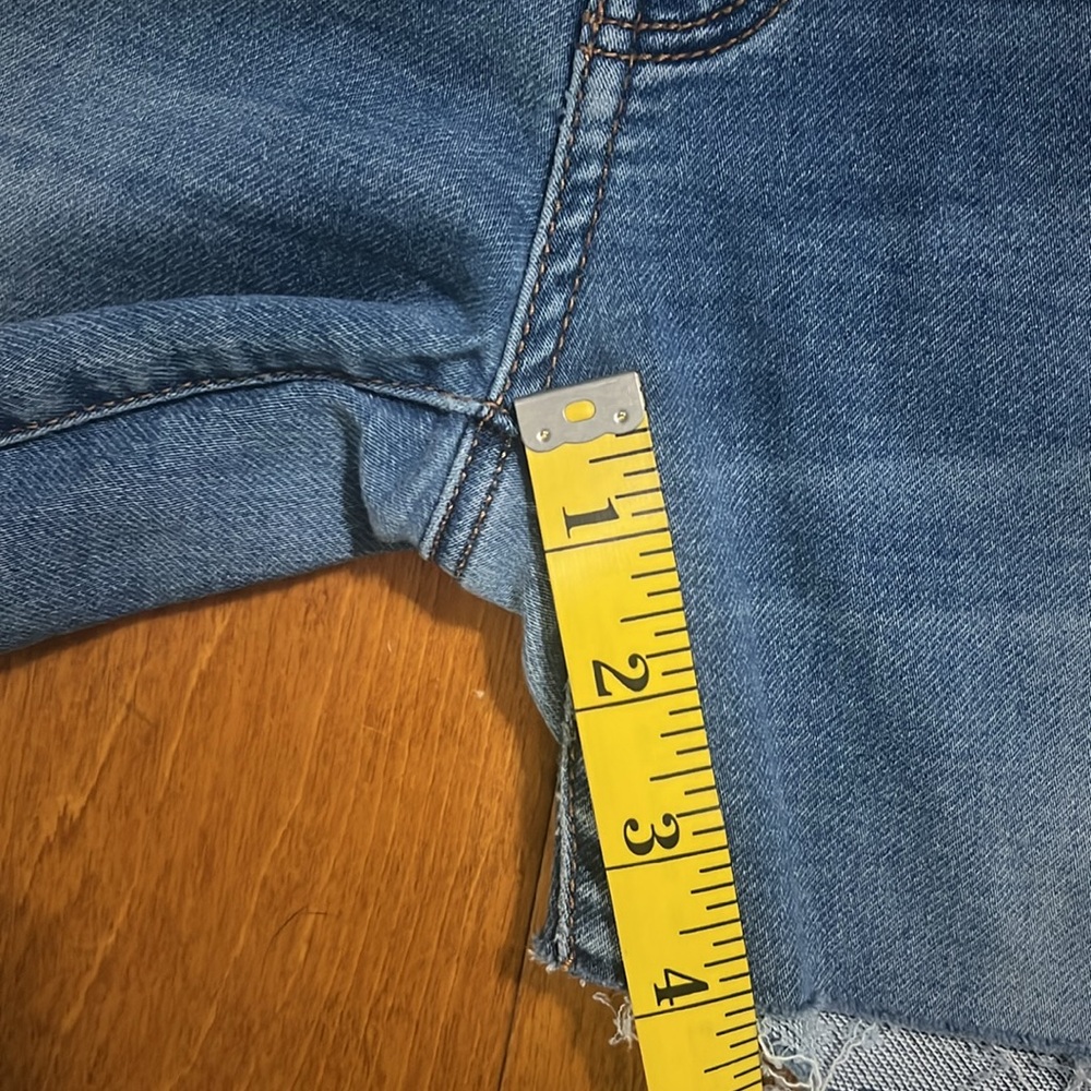 American Eagle Super Stretch Hi-Rise Denim Jean Shorts Size 6 Casual Medium Wash - Picture 7 of 10